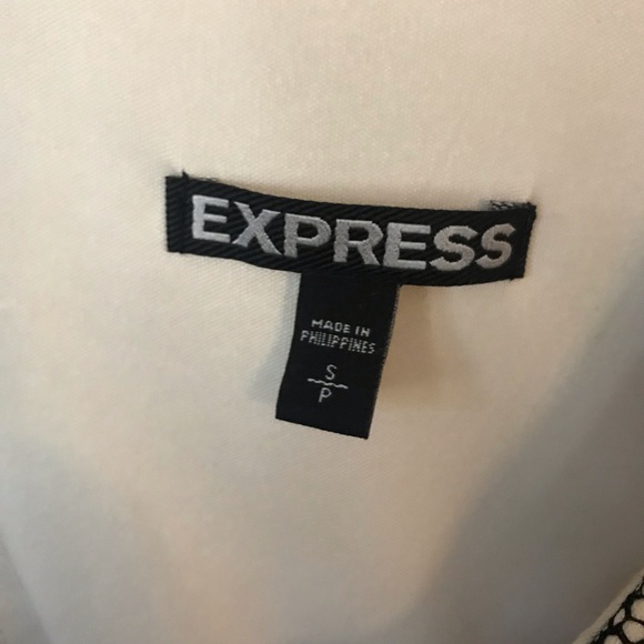 Express lace pattern mini dress - Picture 2 of 3